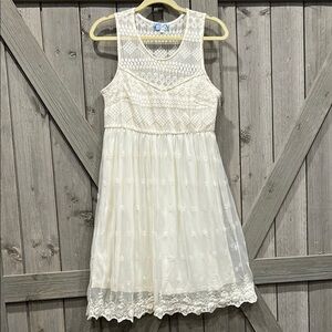 Elegant Cream Lace Dress